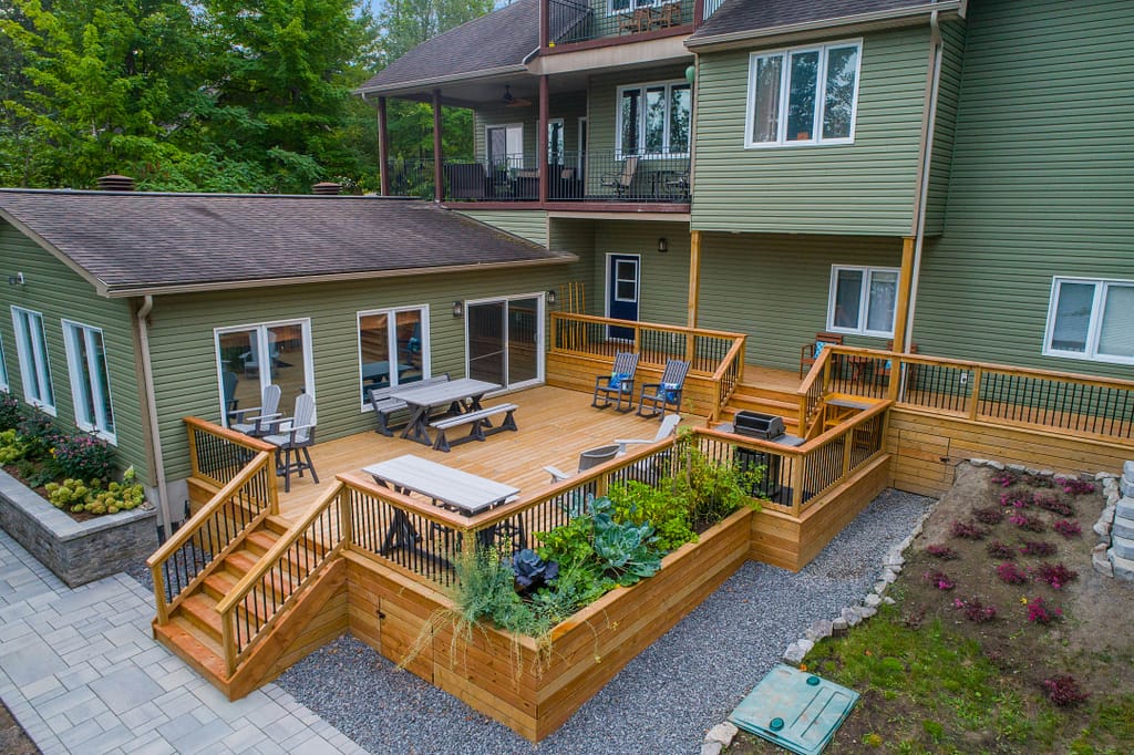 Theodore Labonte Multi-Level Deck Design Theodore Labonte Multi-Level Deck Design